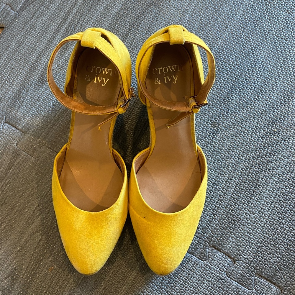 Yellow wedges. Size 8.5. Worn 1 time